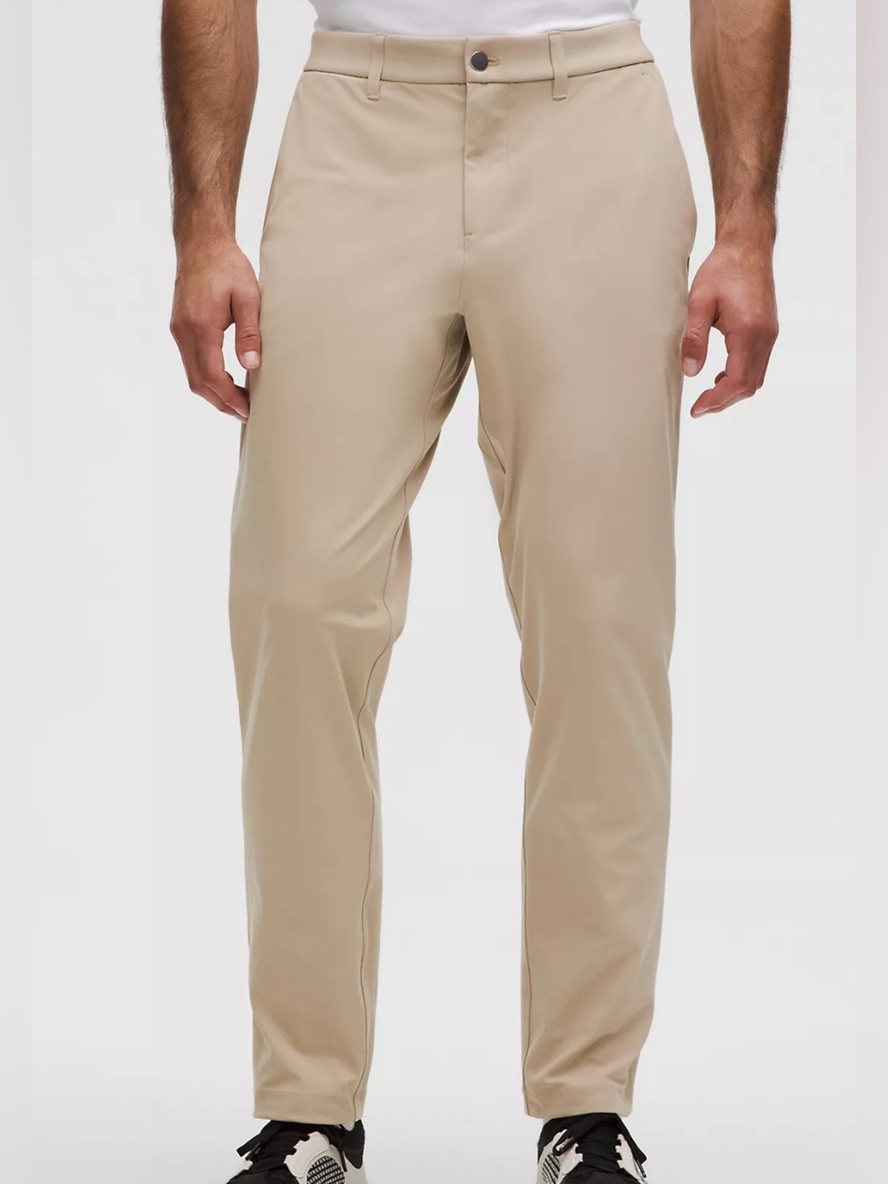 Lululemon men’s classic fit ABC trousers Size 33x32